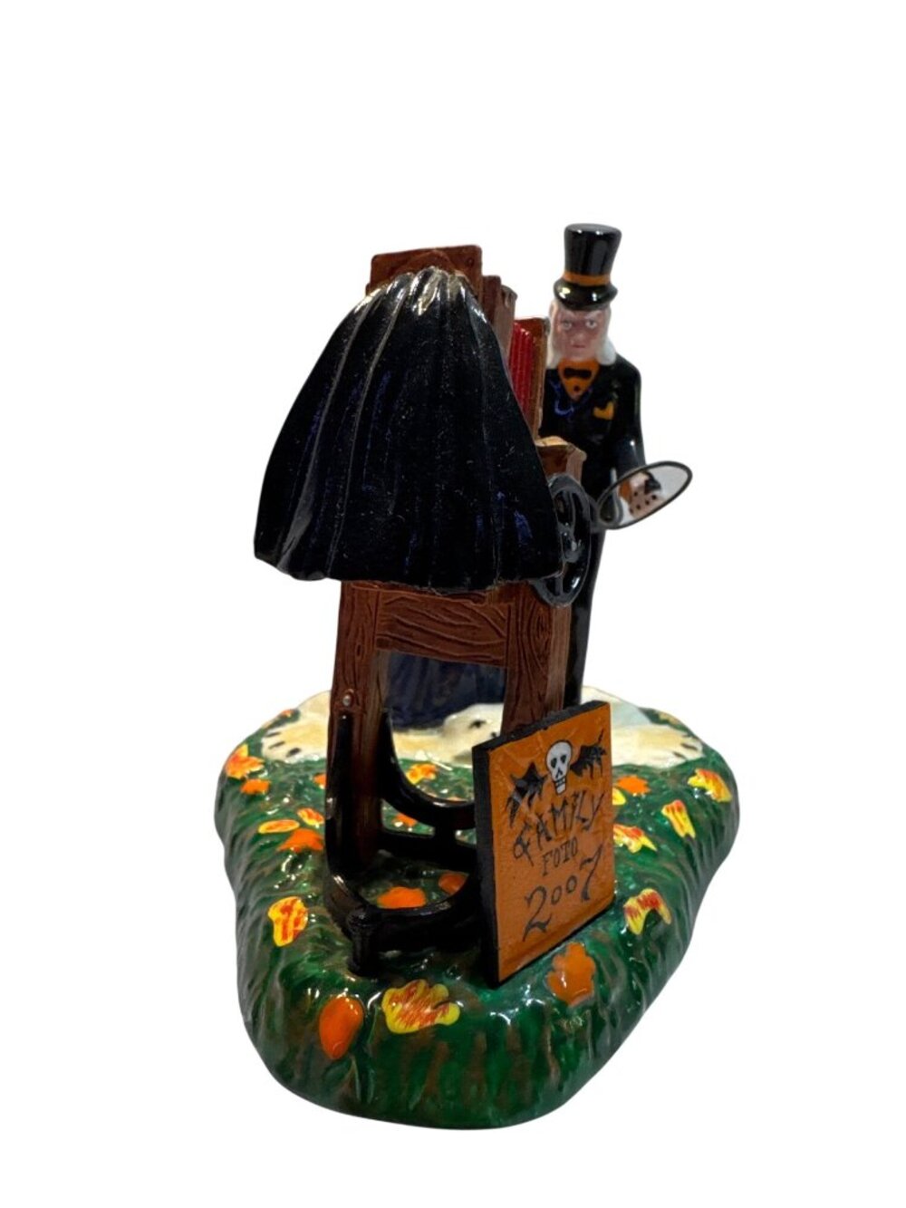 Halloween Figurine Department 56 Ceramic Graveyard Photography Scene 2007 - Picture 5 of 6